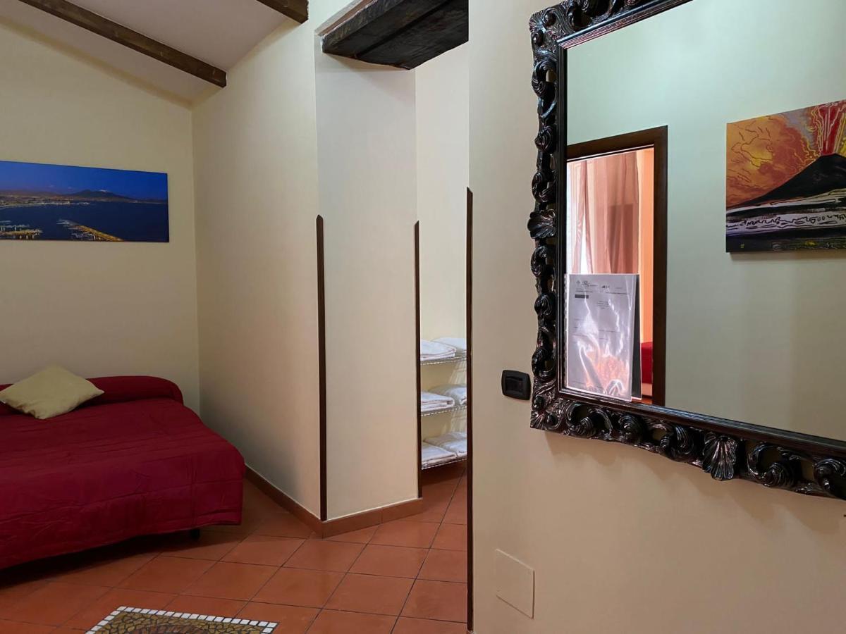 Home In Love: Vicoletto Dei Presepi Napoli Dış mekan fotoğraf