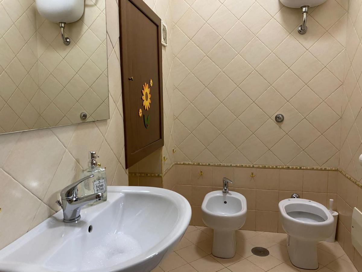 Home In Love: Vicoletto Dei Presepi Napoli Dış mekan fotoğraf